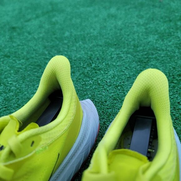 Hoka One One Carbon x2 - Women's running shoes - Size 8B - Picture 6 of 11